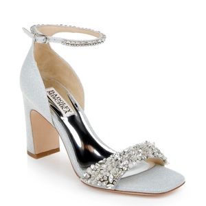 Badgley Mischka Womens Kendall  Beige Dressy Slip On Heels Shoes Size 9